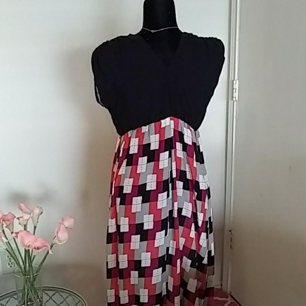 Patterned  Maxi dress - Picture 2 of 6